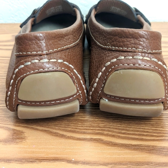 Banana Republic Brown Loafers Slip On Leather Moccasin Size 6 - Picture 3 of 6